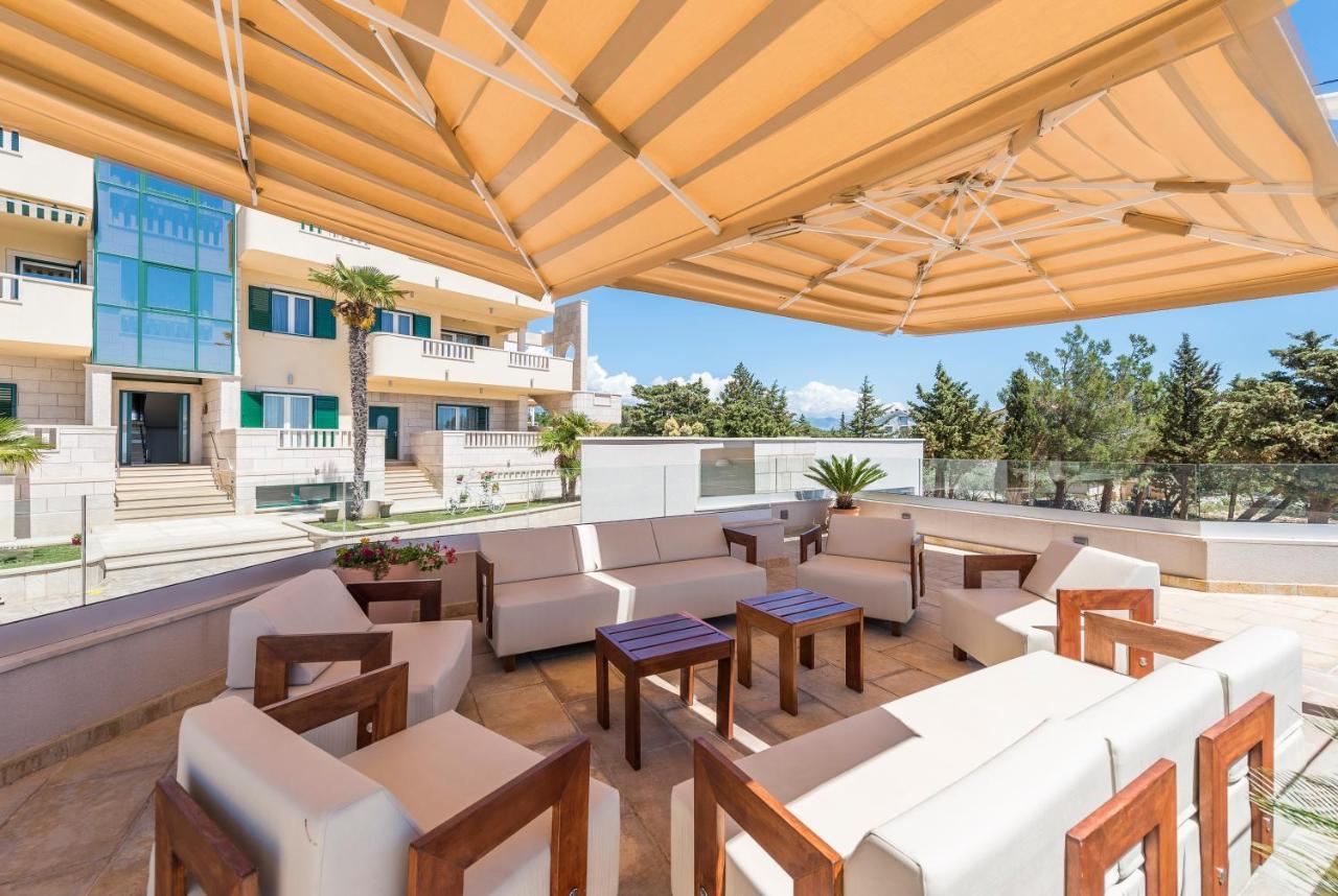 Pool Terrace Sea View Sarkic Apartment โนวาลยา ภายนอก รูปภาพ